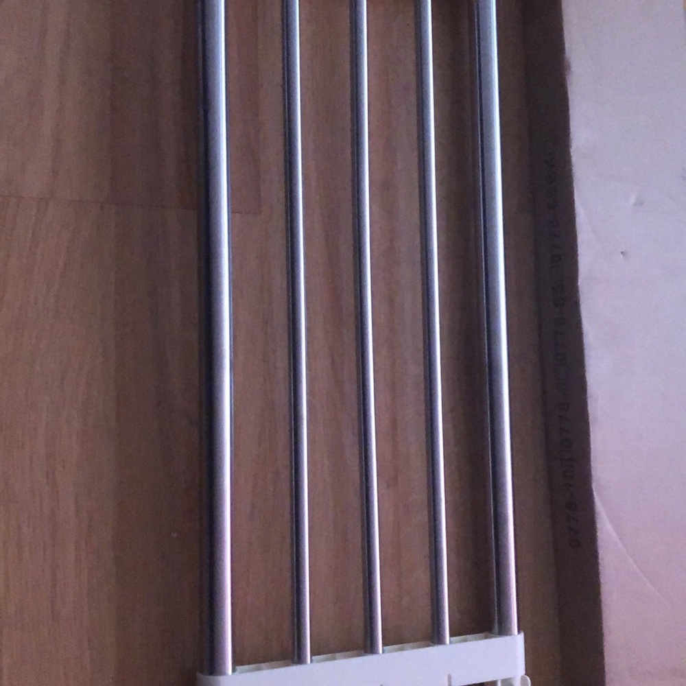 Stainless Steel Rod Organizer with White Plastic Base